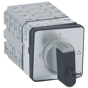Legrand Görgős kapcsoló 3P 7, 5kW PR17 0-Y-DELTA - 27515