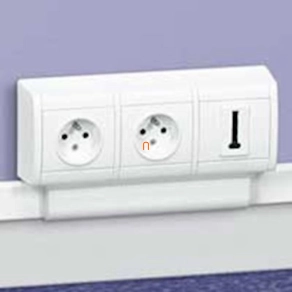   Legrand DLP mini 3-as szerelvénykeret, csatornához, Ø60 - 31696