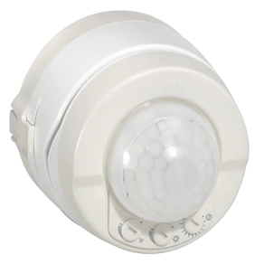   Legrand LM-PIR mozgásérzékelő, 360°, IP55, oldalfal/mennyezet felületére szerelhető, dönthető kialakítás (állítható), fehér - 69780