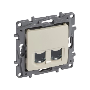   Legrand Niloé 2xRJ45 Cat6 UTP aljzat köröm nélkül bézs - 664874
