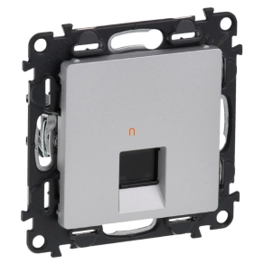   Legrand Valena 1xRJ45 LCS2 Cat6 UTP aljzat, alumínium - 770242