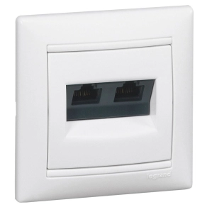   Legrand Valena 2xRJ45 LCS2 Cat5e UTP aljzat körömmel, fehér - 774231