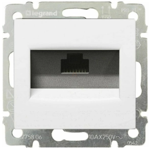 Legrand Valena 1xRJ45 LCS2 Cat5e UTP aljzat, fehér - 774238