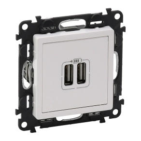   Legrand Valena Life kettős USB-A+A töltőaljzat, 5V-3 A-15 W, fehér - 753112