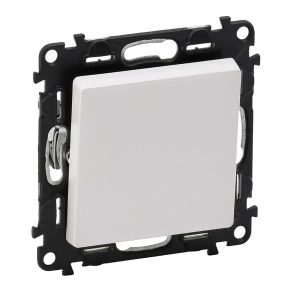 Legrand Valena Life váltókapcsoló 10 AX fehér - 752106