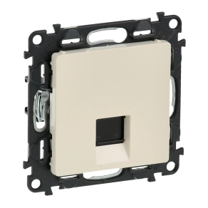   Legrand Valena Life 1xRJ45 Cat. 5e UTP csatlakozóaljzat, elefántcsont - 753240