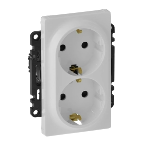  Legrand Valena Life 2x2P+F csatlakozóaljzat biztonsági zsaluval, egybeépített burkolattal, keret nélkül, rugós vezetékbekötéssel fehér - 753126