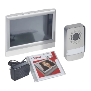   Legrand 2 vezetékes színes videó kaputelefon szett, 1 v. 2 lakásos, 10"-os érintőképernyős beltéri egységgel - 369330