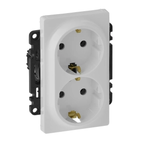   Legrand Valena Life 2x2P+F csatlakozóaljzat, egybeépített burkolattal, keret nélkül, rugós vezetékbekötéssel fehér - 753127