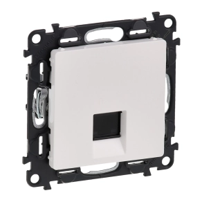   Legrand Valena Life 1xRJ45 Cat. 5e FTP csatlakozóaljzat fehér - 753153