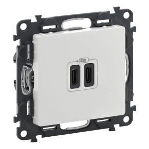   Legrand Valena Life töltőaljzat kettős USB C-típusú csatlakozóval, 5V–3A–15W, Túlfesz-védelem <gt/>1kW, Class II SELV, fehér - 753107