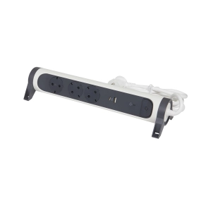   Legrand Premium elosztósor 3x2P+F, túlfeszültség-védelemmel, USB-A + USB-C, 1, 5 m vezetékkel, fehér/fekete - 694508