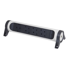   Legrand Premium elosztósor 4x2P+F forgatható, vezeték nélkül, fehér - 694544