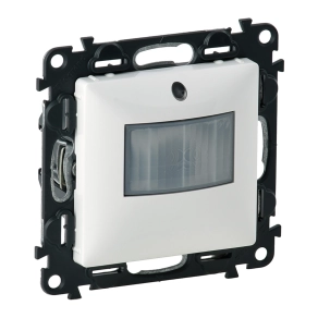   Legrand Valena Life mozgásérzékelős (PIR) kapcsoló, 0-2000 W (LED max. 500 W), nulla (N) vezető bekötéssel, fehér - 752173A