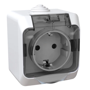   Schneider Electric Cedar Plus - WDE000544 2P+F csatlakozóaljzat, biztonsági zsaluval, átlátszó füstszínű csapófedéllel, IP44, fehér