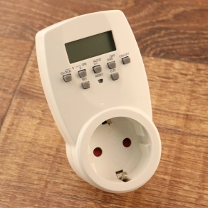  Kapcsolóóra, heti program, digitális kijelzéssel 8A (max.1800W)