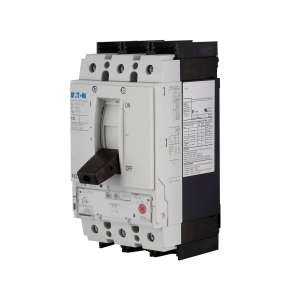  Eaton 100kA, megszakító három pólusú, berendezés/kábelvédő+dugaszolható, NZMh2-a50-sve-113329