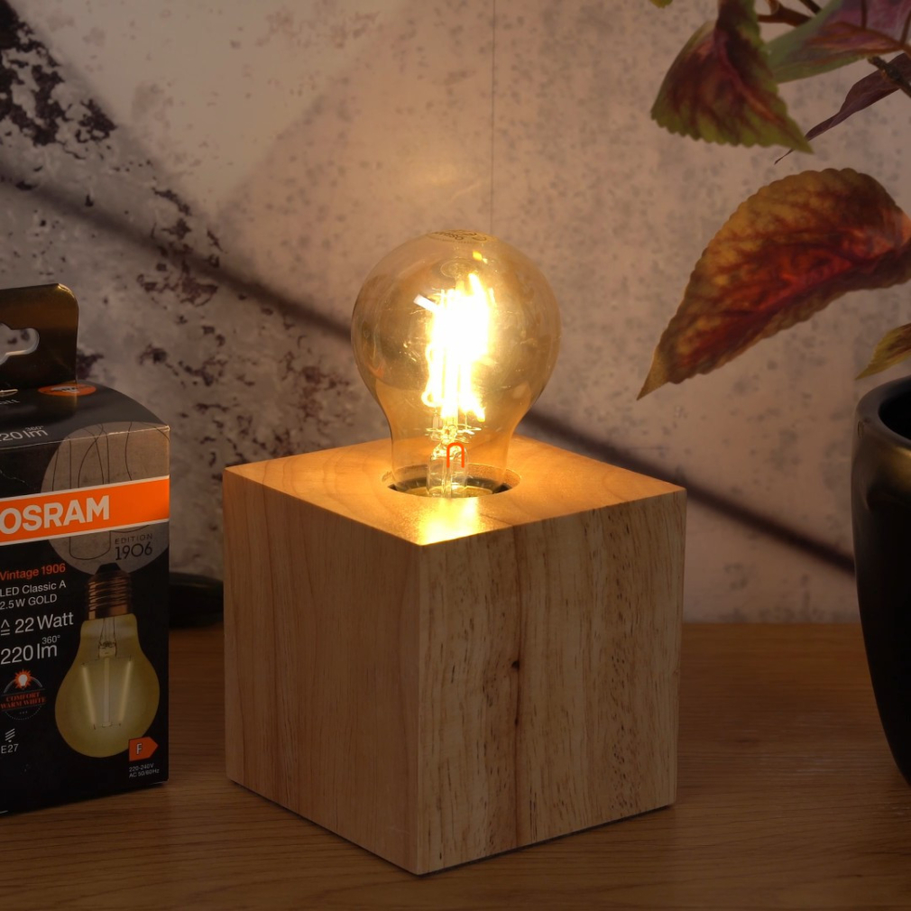 Osram Vintage A E27 2,5W 220lm 2400K , borostyán - 22W izzó helyett