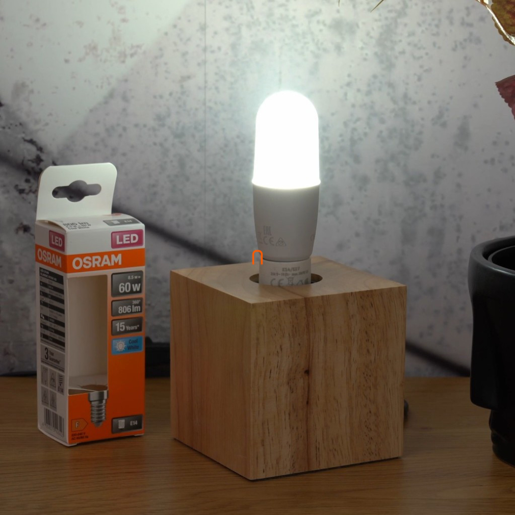 Osram E14 LED Star 8W 806lm 4000K hidegfehér 200° - 60W izzó helyett