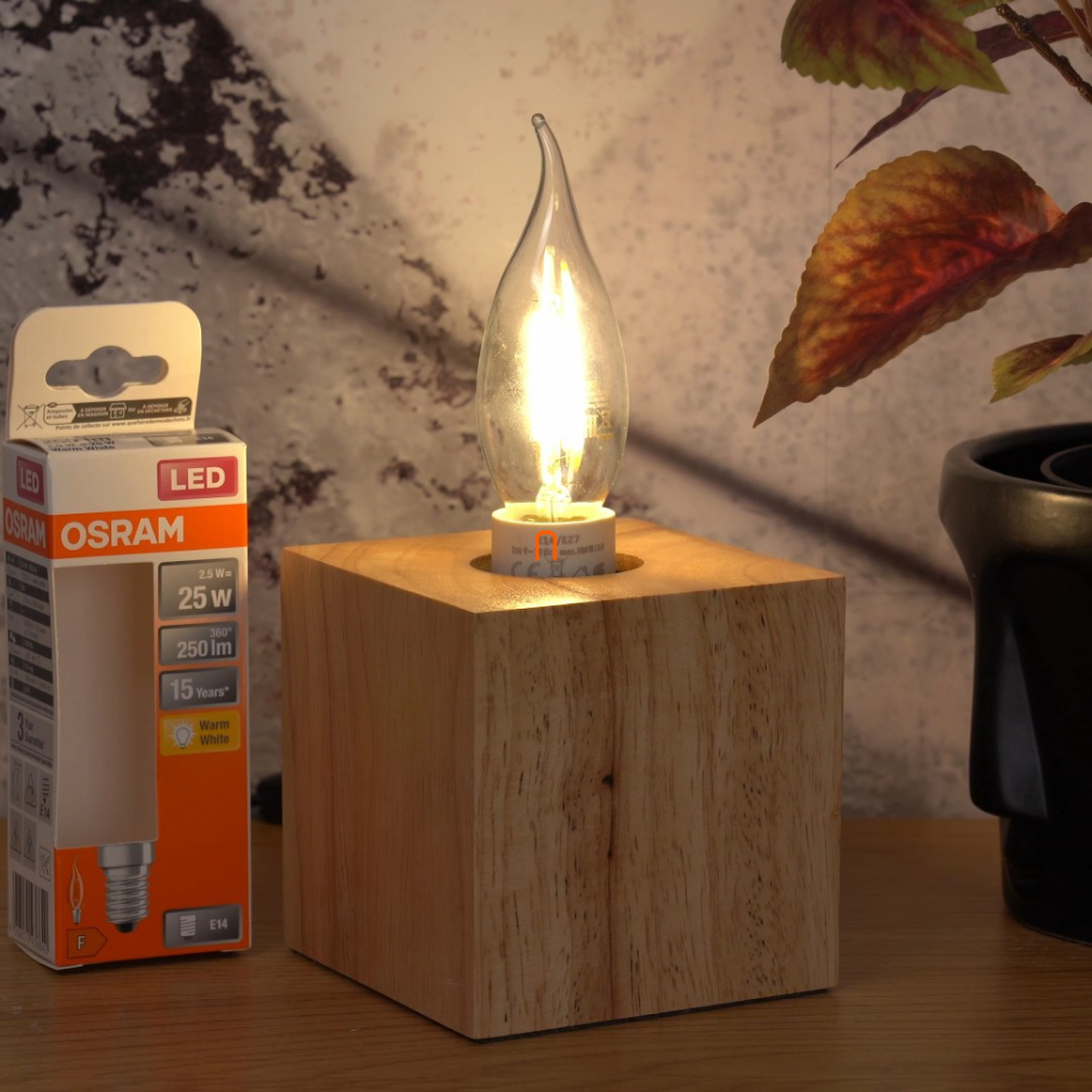 Osram E14 LED Star szélfútta 2,5W 250lm 2700K melegfehér 300° - 25W izzó helyett