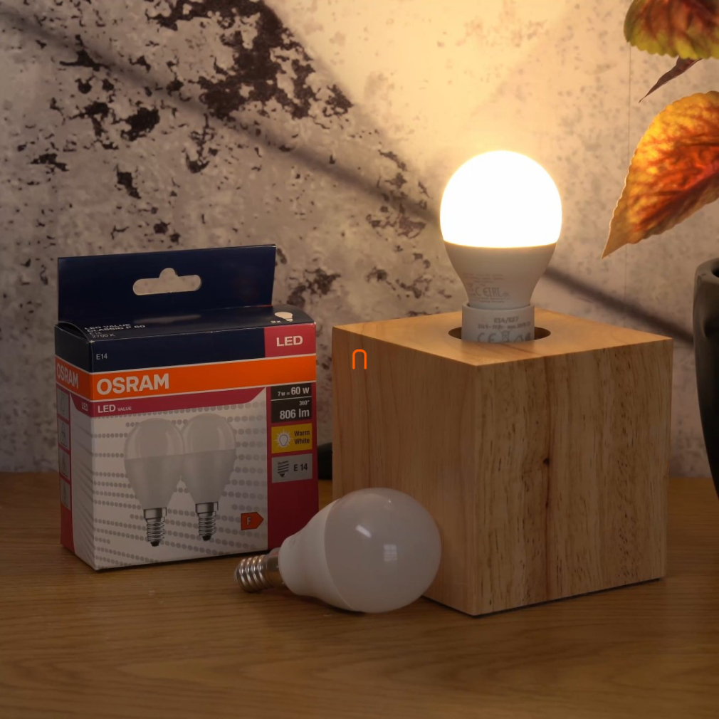 Osram E14 LED Value Classic 7,5W, 806 lm, 2700 K, 60 W izzó helyett (2 darabos)