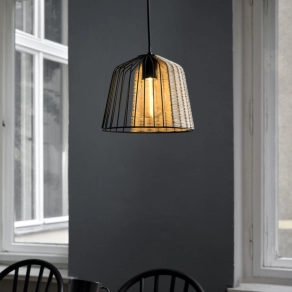   Ledvance Decor Cage – Dekoratív Bell Pendant lámpa rattanból és fémből, ipari stílusú, nyitott kalitkás szerkezettel, E27 foglalat, fekete-barna szín