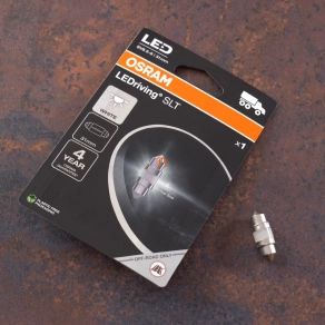   Osram LEDriving SLT teherautó C5W LED, 24V, 5800 K hideg fehér fény, SV8.5-8 foglalattal, ≙ C5W, beltéri és jelzőfényhez, 6430DWP-1BL, 1 darab/csomag