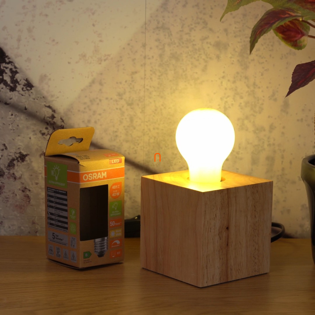 Osram E27 LED, 2,6 W, 481 lm, melegfehér fényű (Classic-B)