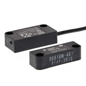 OMRON D40A-1C5.1 Érintés nélküli ajtókapcsoló