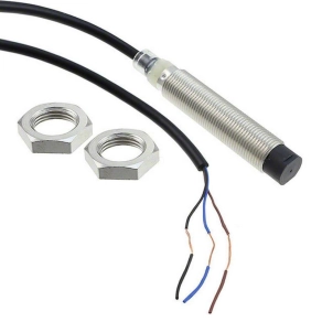 OMRON E2B-M12LN08-WP-B1 2M induktív érzékelő