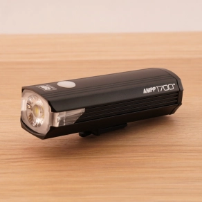   Cateye AMPP 1700 kerékpár első lámpa 5 funkció/1LED USB töltés +H34 1700l HLEL-1700RC