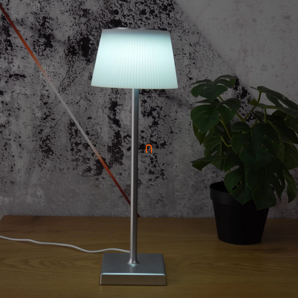 Szabályozható asztali LED lámpa fehér-ezüst színben - Taena Rábalux 76013, USB, érintőkapcsolós, fröccsenő víz ellen védett, 3000-5000 K, 200 lm, 4 W