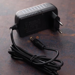   deLux LED-tápegység 24 W 12 V 2 A adapter típusú - DEL229