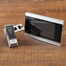   Stilo kaputelefon szett video 7col 4 vezetékes 600TVL esővédővel, 45 fokos - STI1294