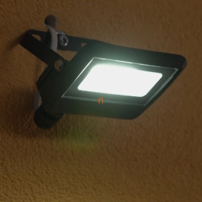   LED reflektor 10W 800lm 4000K sorkapoccsal tömszelencével IP65 120 fok SMD lapos fekete - deLux DEL1632