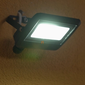   LED reflektor 20W sorkapoccsal, tömszelencével 4000K 1600lm IP65 120 fok SMD, lapos, fekete - deLux DEL1633