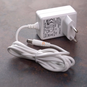   LED tápegység 24W 12V 2A IP20 adapter típusú, fehér  - DEL1647 deLux