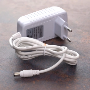   LED tápegység 30W 12V 2,5A IP20 adapter típusú, fehér  - DEL1648 deLux