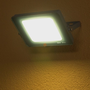   LED reflektor 50W 3000/4000/6000K CCT állítható színhőmérséklet, 4000lm, IP65, 120fok sugárzási szög, lapos - deLux DEL1719