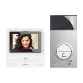   Legrand Bticino (BUS/SCS) Professional videó kaputelefon szett-Classe 100V16E beltéri, Linea 3000 kaputábla - 364612