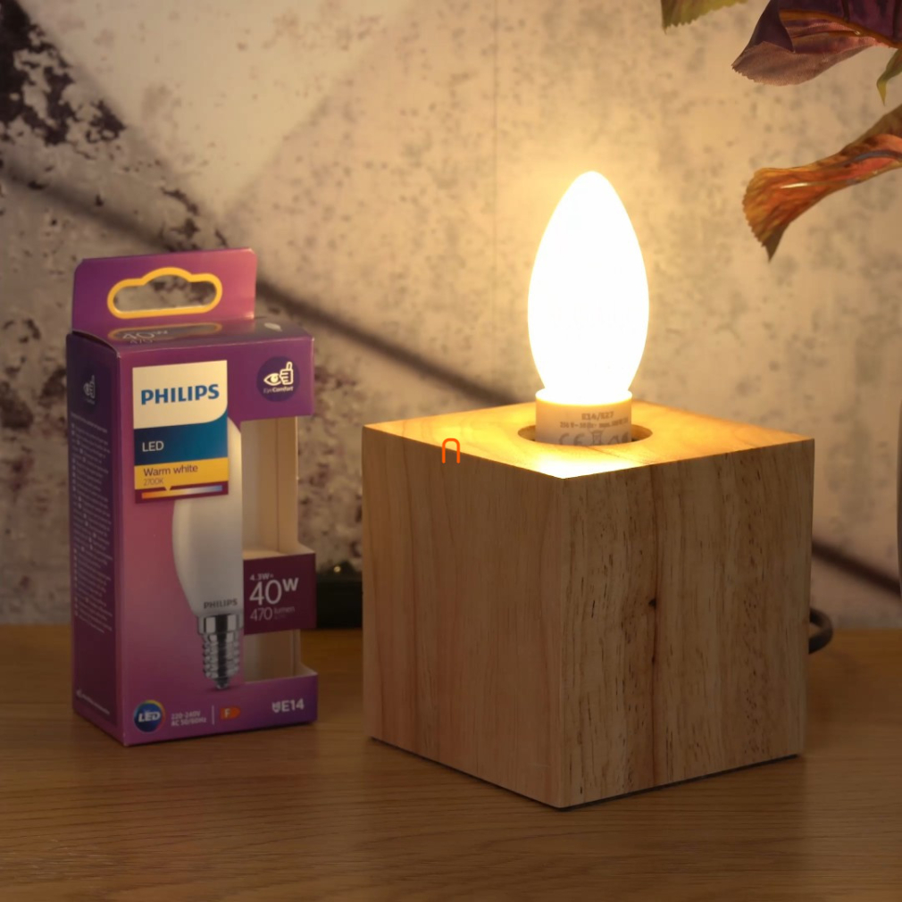 Philips E14 LED 4,3W 470lm 2700K meleg fehér opál gyertya - 40W izzó helyett