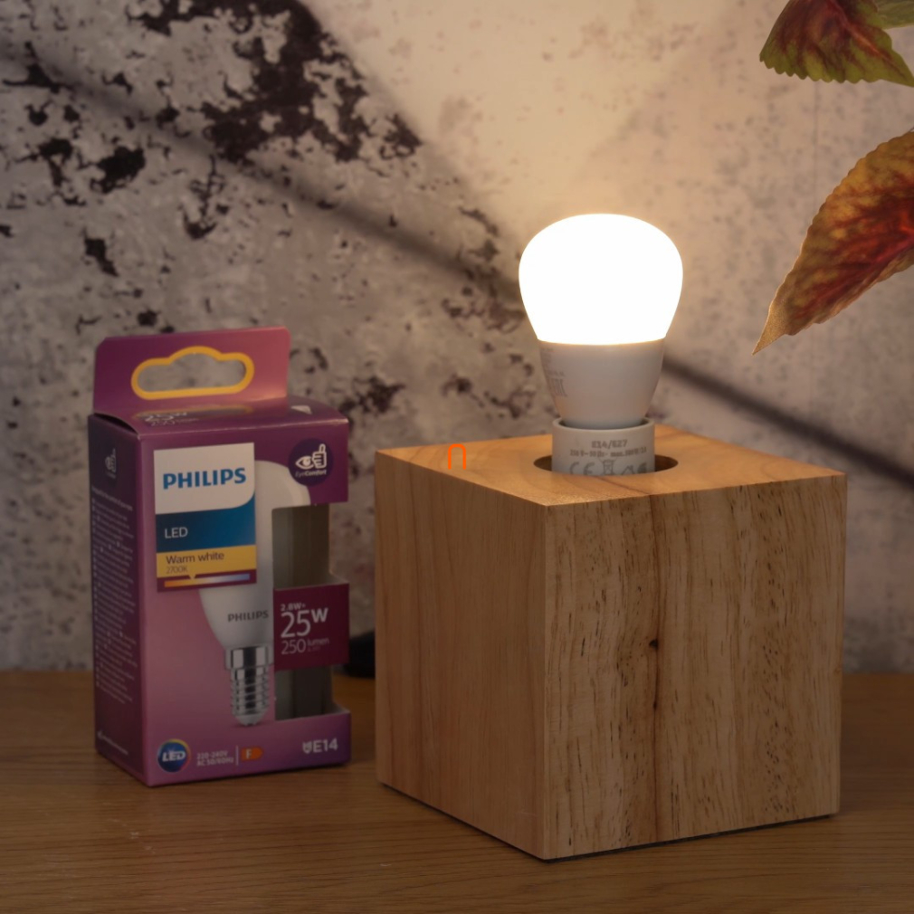 Philips E14 LED kisgömb 2,8W 250lm 2700K meleg fehér - 25W izzó helyett
