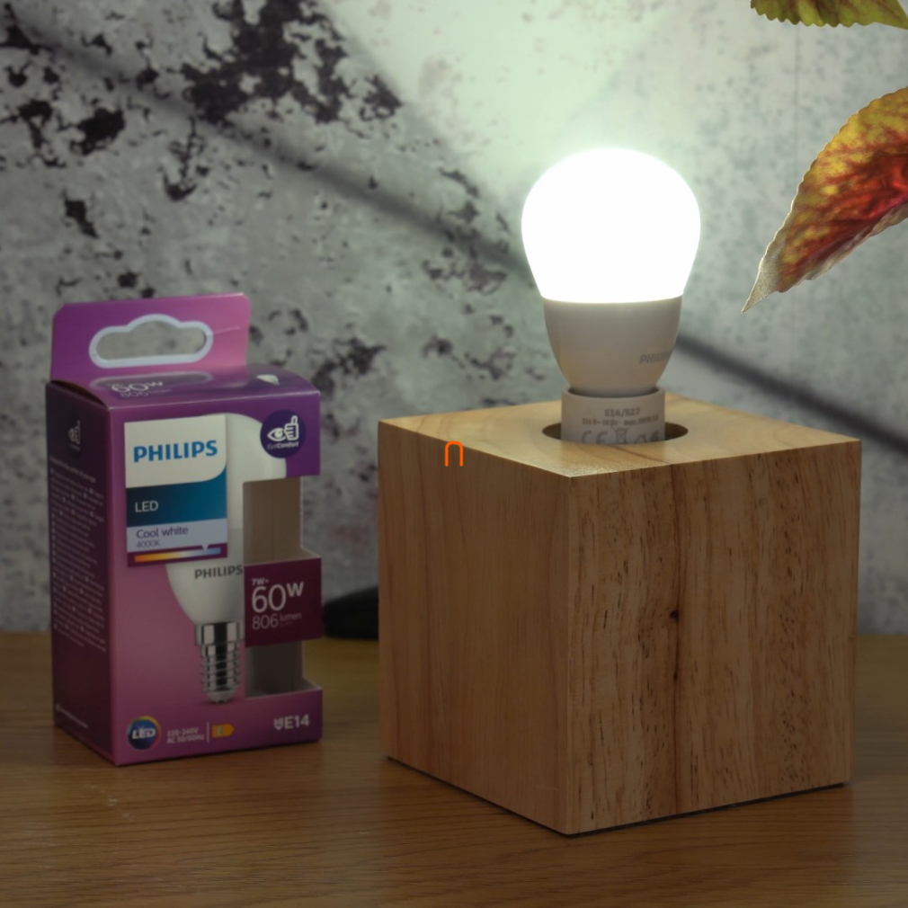 Philips E14 LED kisgömb 7W 806lm 4000K hideg fehér - 60W izzó helyett