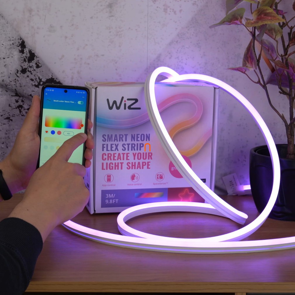 WiZ okos neon LED szalag USB csatlakozással, 2700-5000 K, 3 méteres