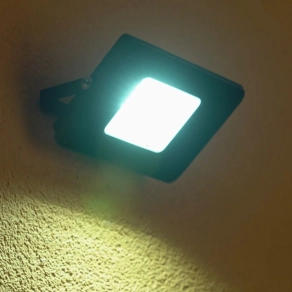   LED reflektor 21 W, hidegfehér fényű, fekete - Faedo Eglo 97456