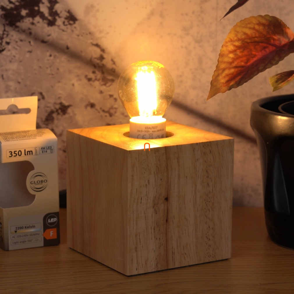E14 LED fényforrás, 4W, 350lm, candelight, borostyán