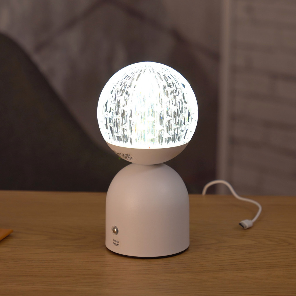 Szabályozható LED kristálygömb fehér talapzattal, 20 cm - Julsy Globo 21007W, memória, USB, akkumulátoros, tölthető, hordozható, 2700-6500 K, 173 lm, 2,5 W